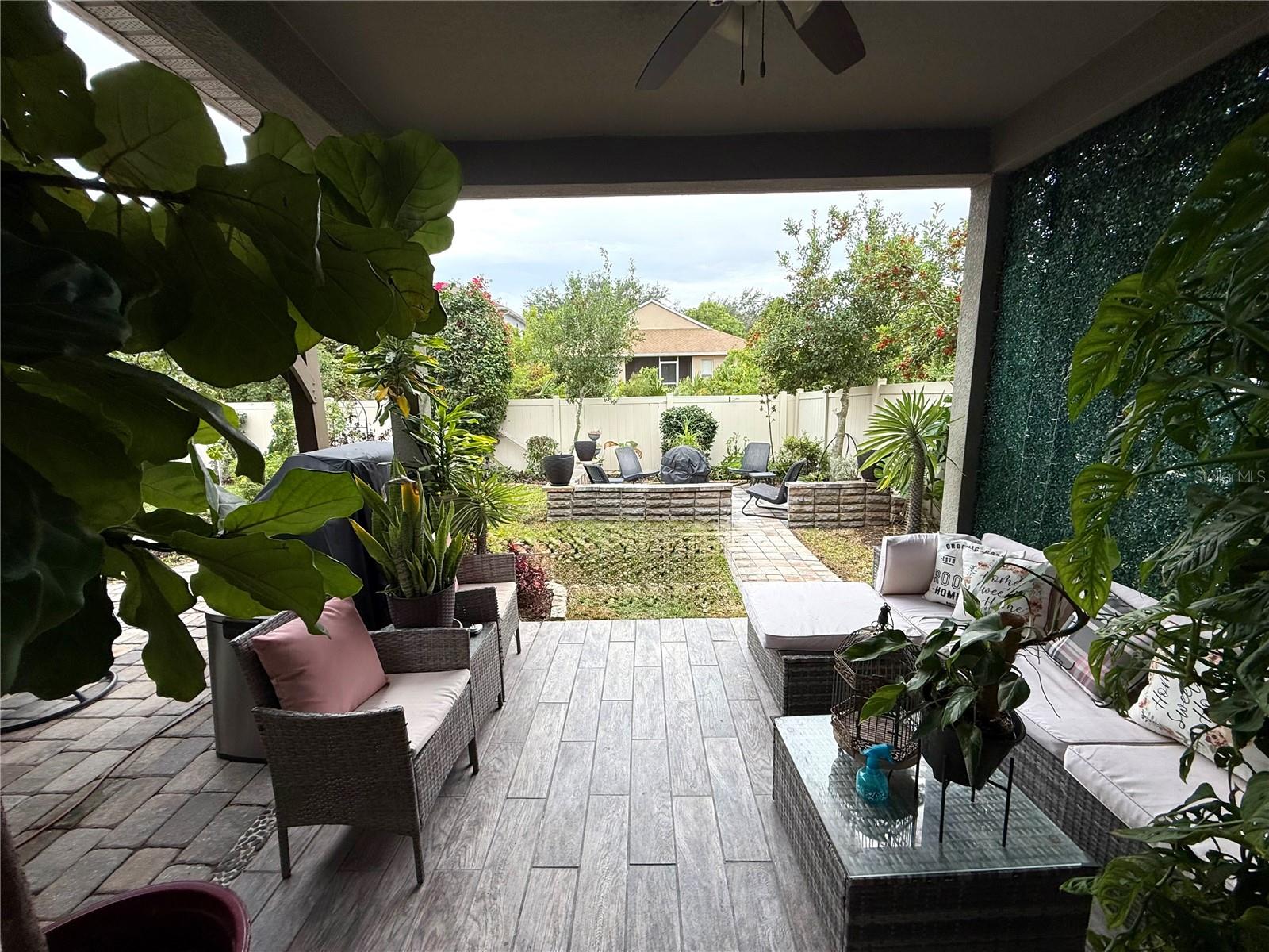 Covered tiled porch patio