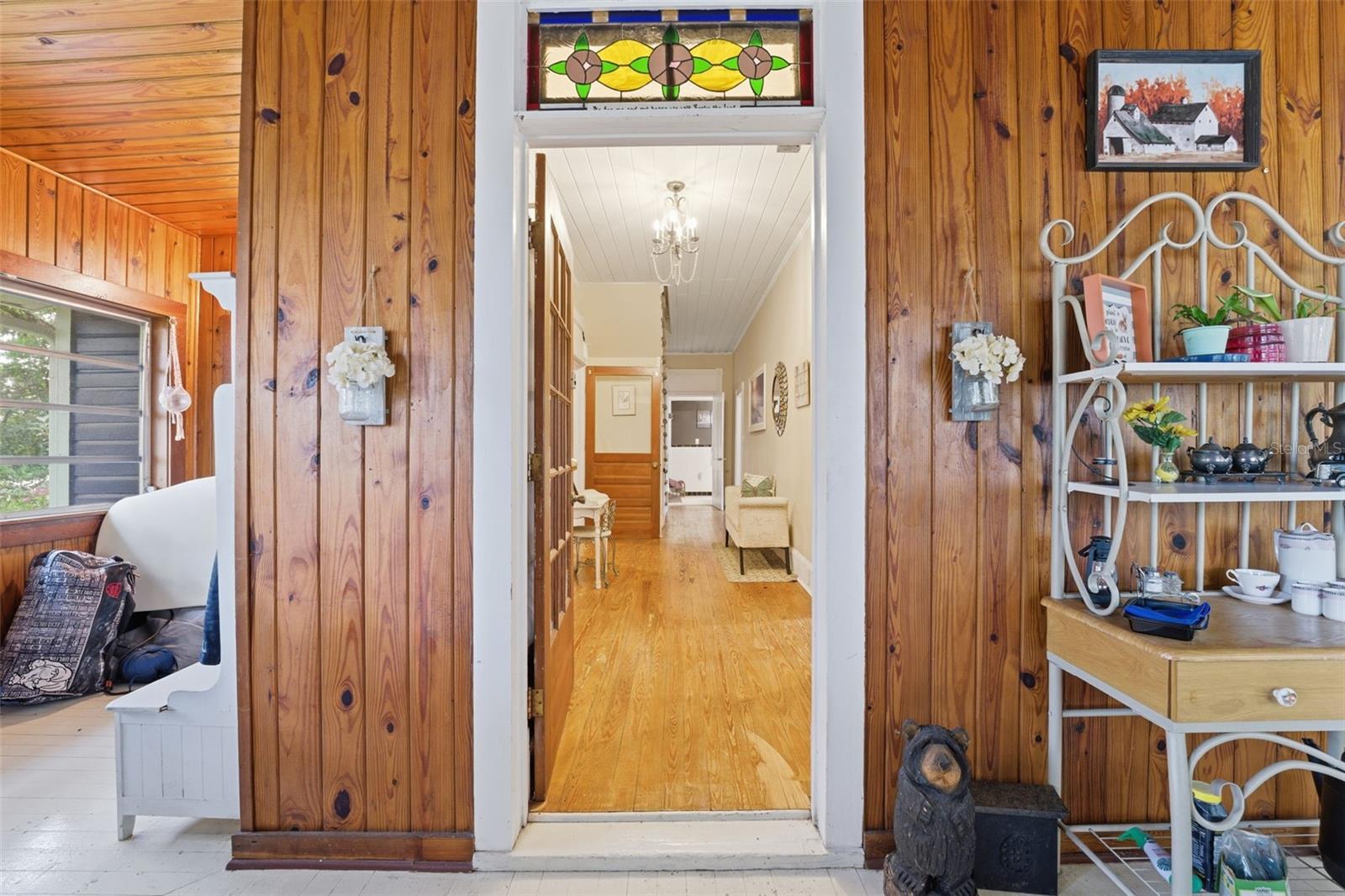 Front Entrance/Sun Room