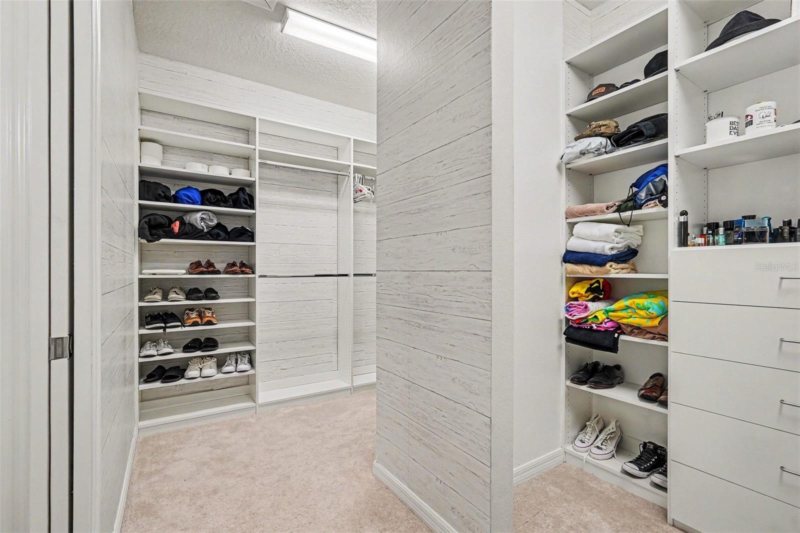 Custom closet