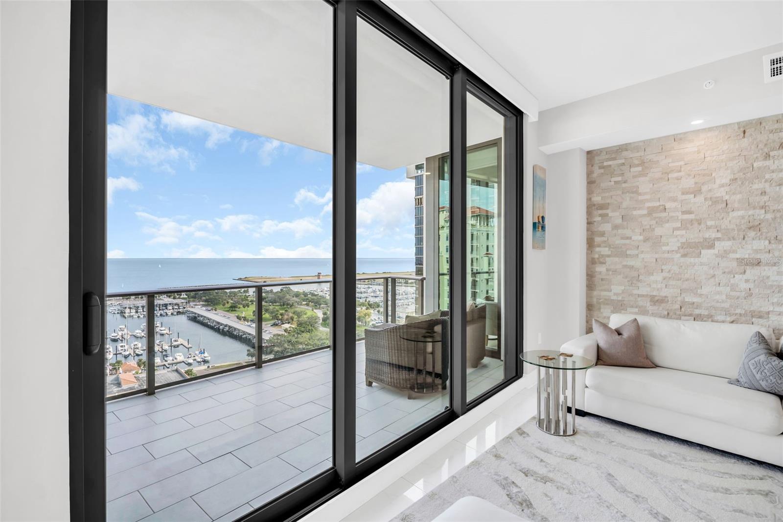 Gorgeous sunrises experienced from this stunning 19th floor condo