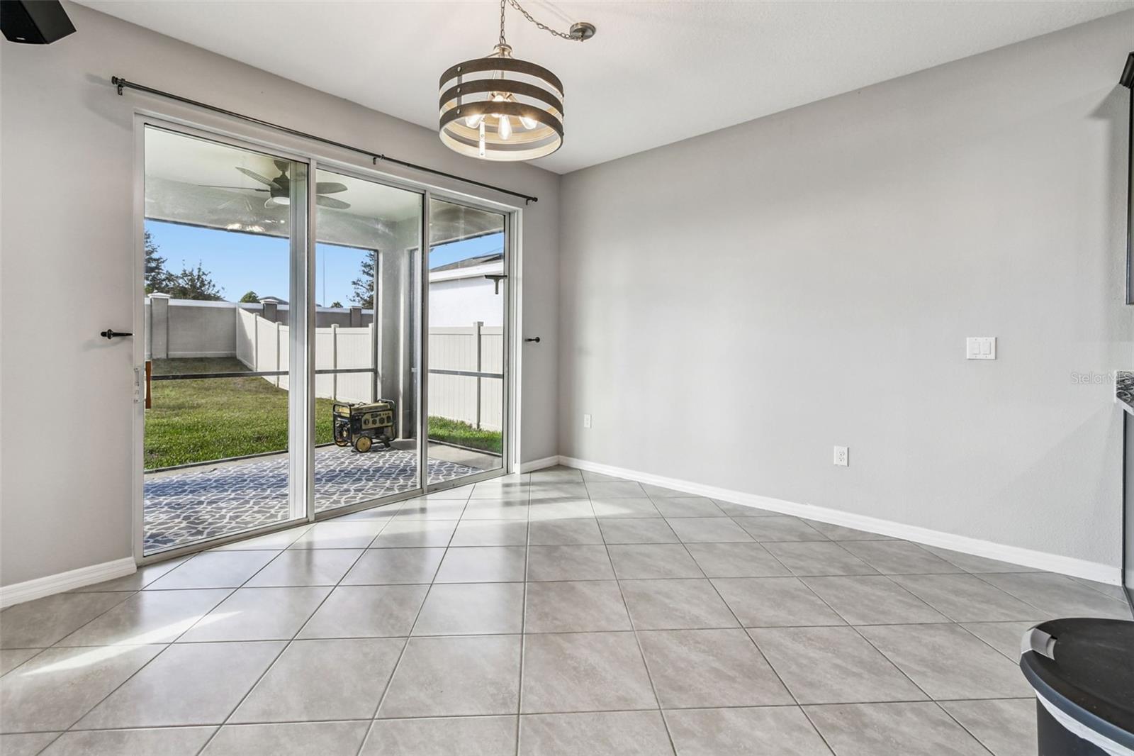 Eat-in Kitchen space