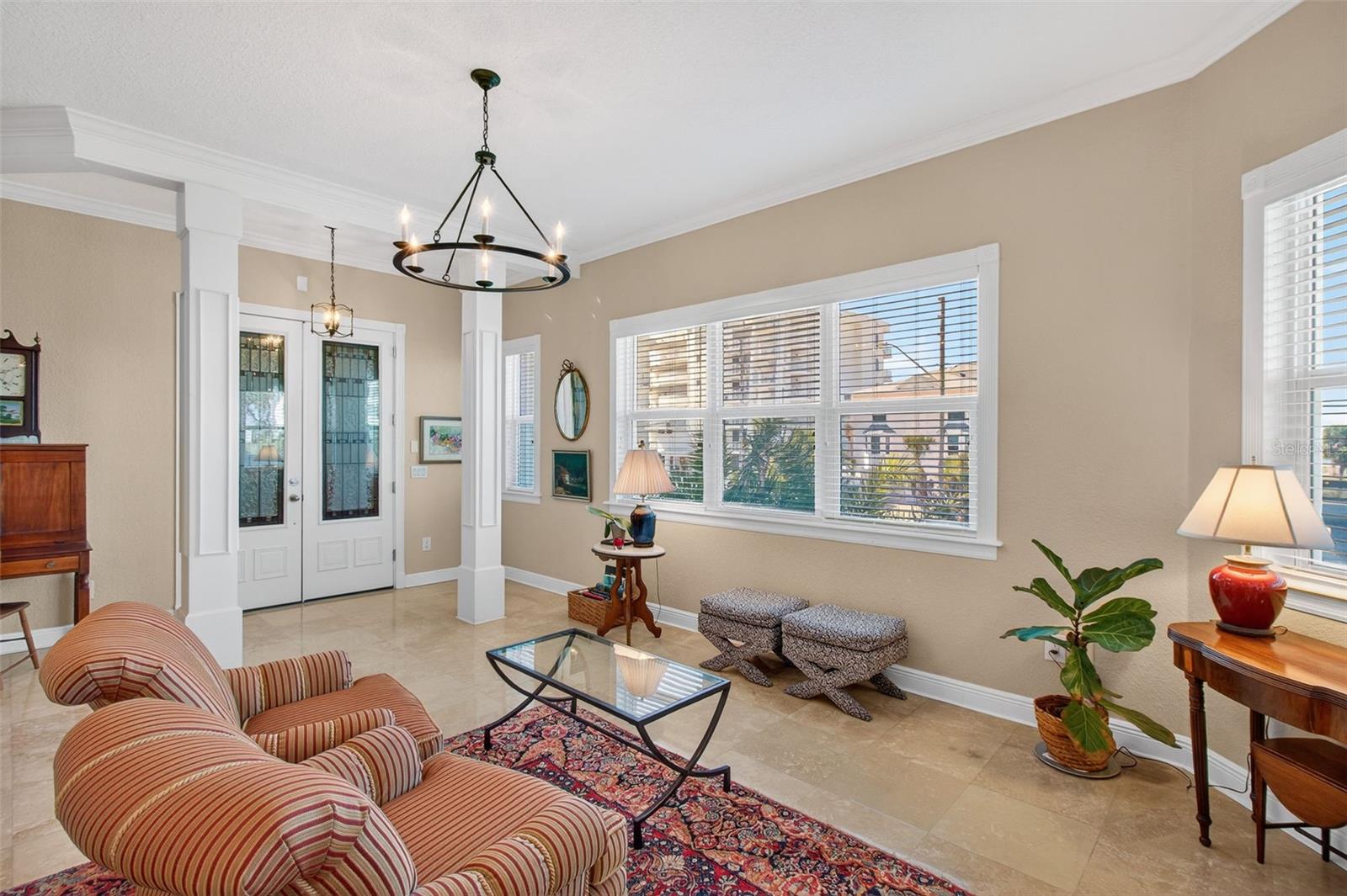 Sitting area with Gulf views