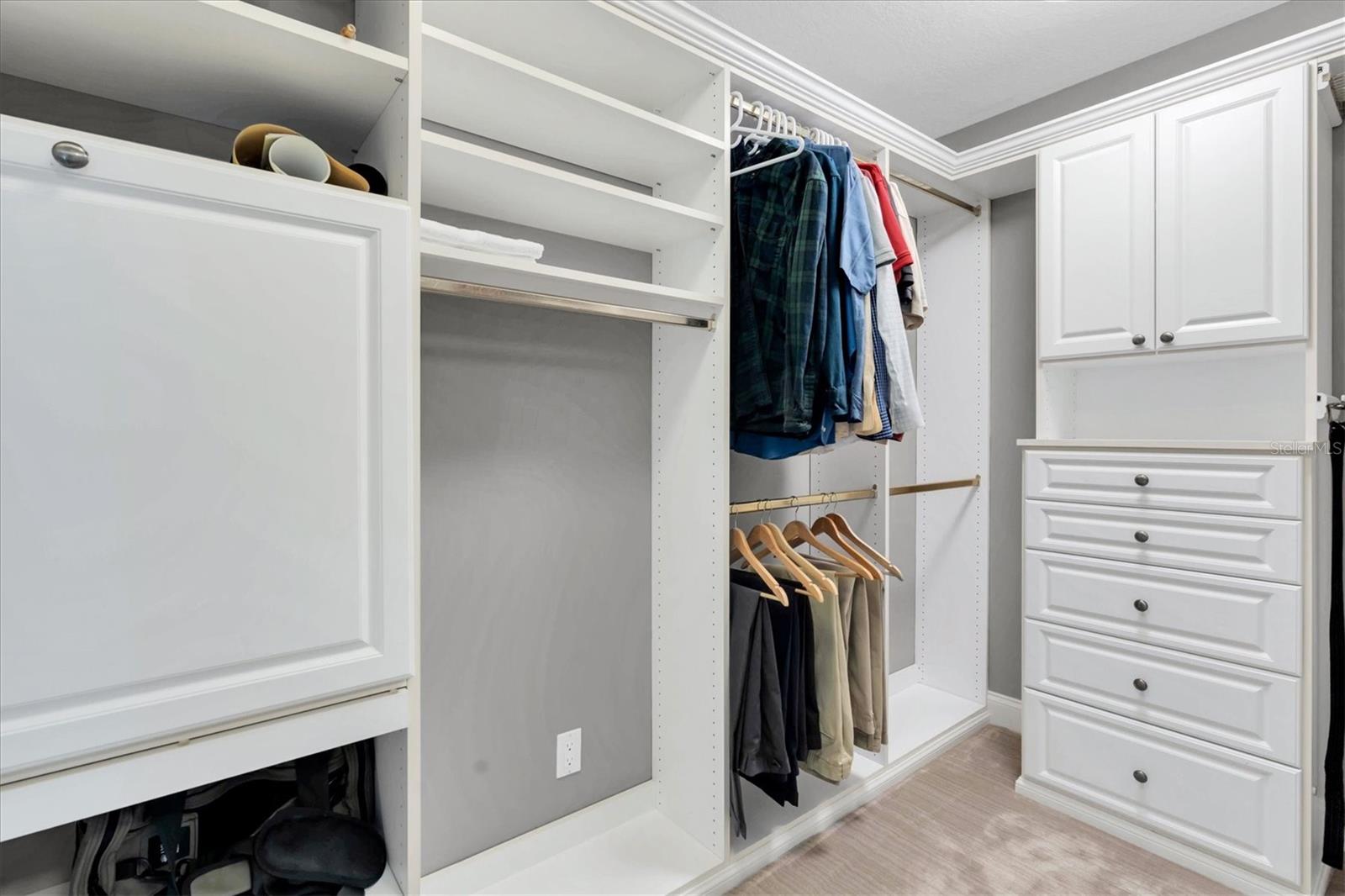 Walk in closet
