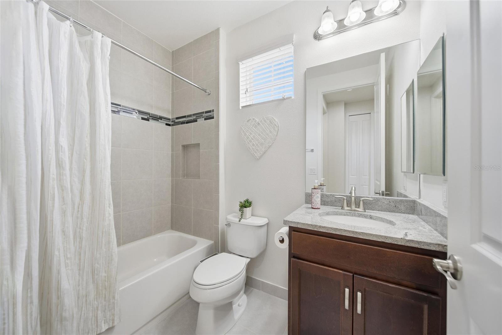 3rd Bedroom En-suite Bath - Upstairs