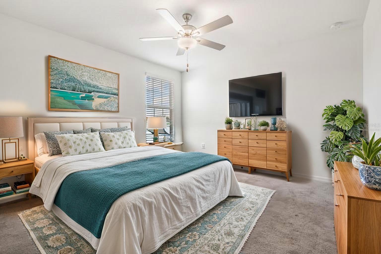 This photo has been Virtually Staged.