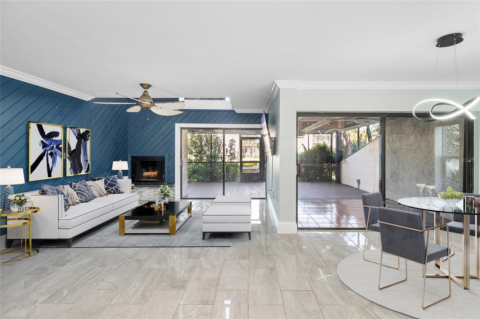 Spacious open floorplan flows effortlessly!