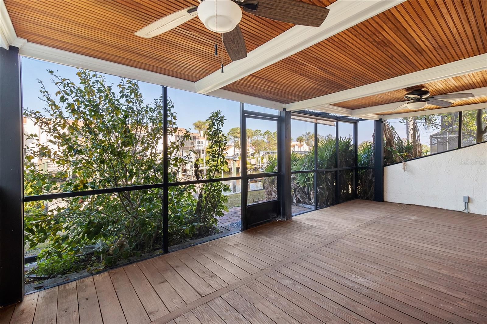 Florida living is easy!