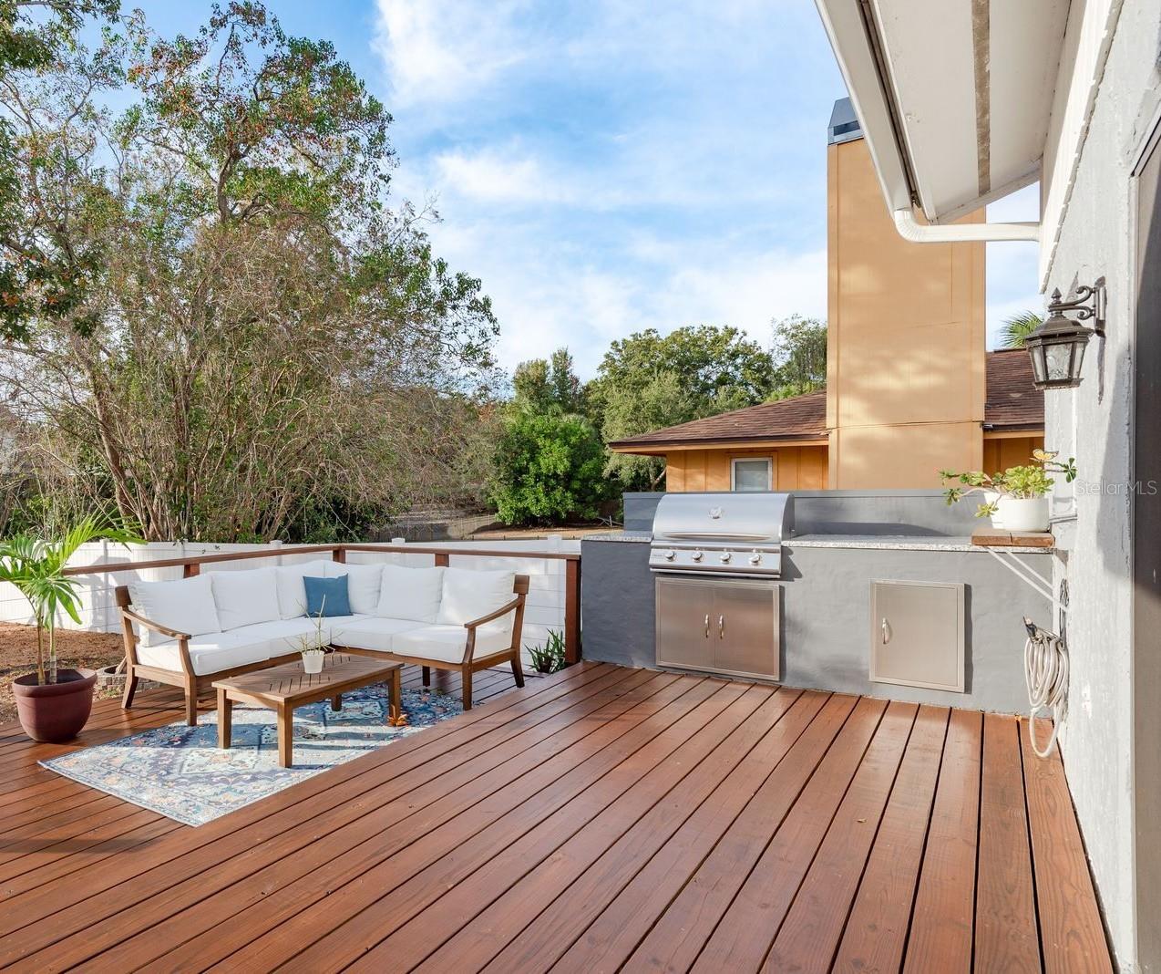 Deck with Grill area