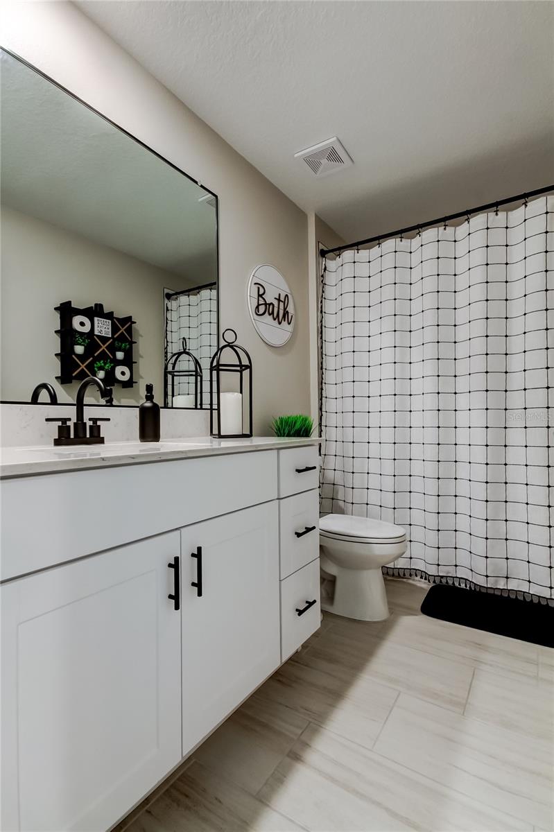 2nd bathroom