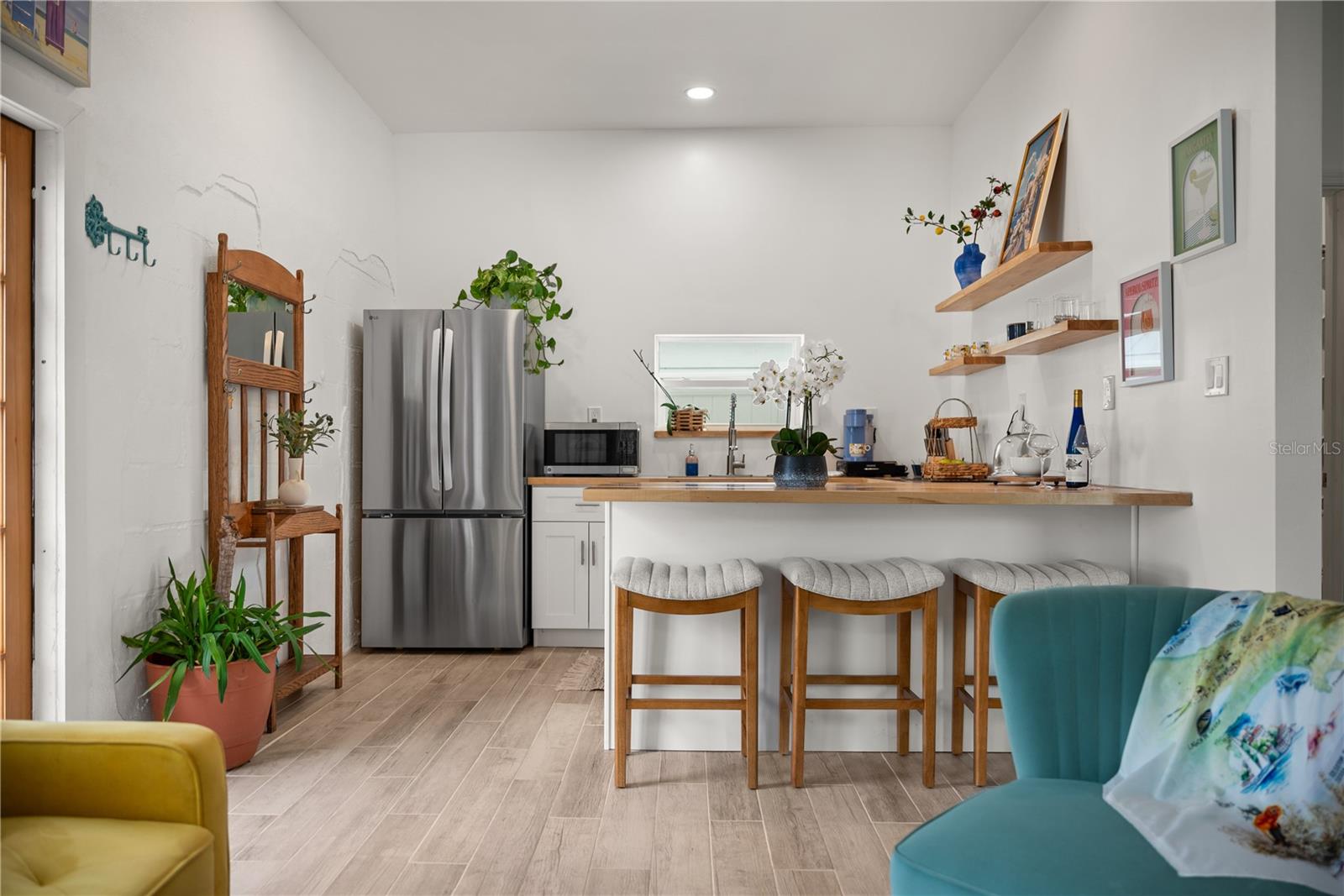 Art Studio Kitchenette