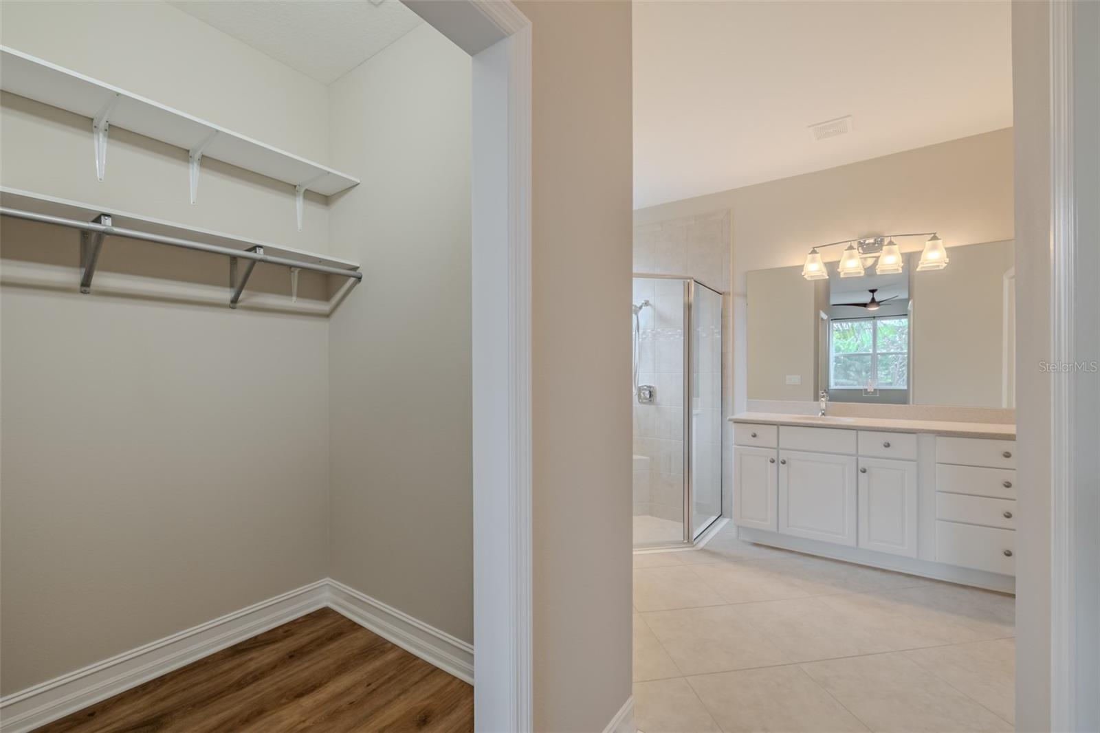 2 Generous walk-in Closets