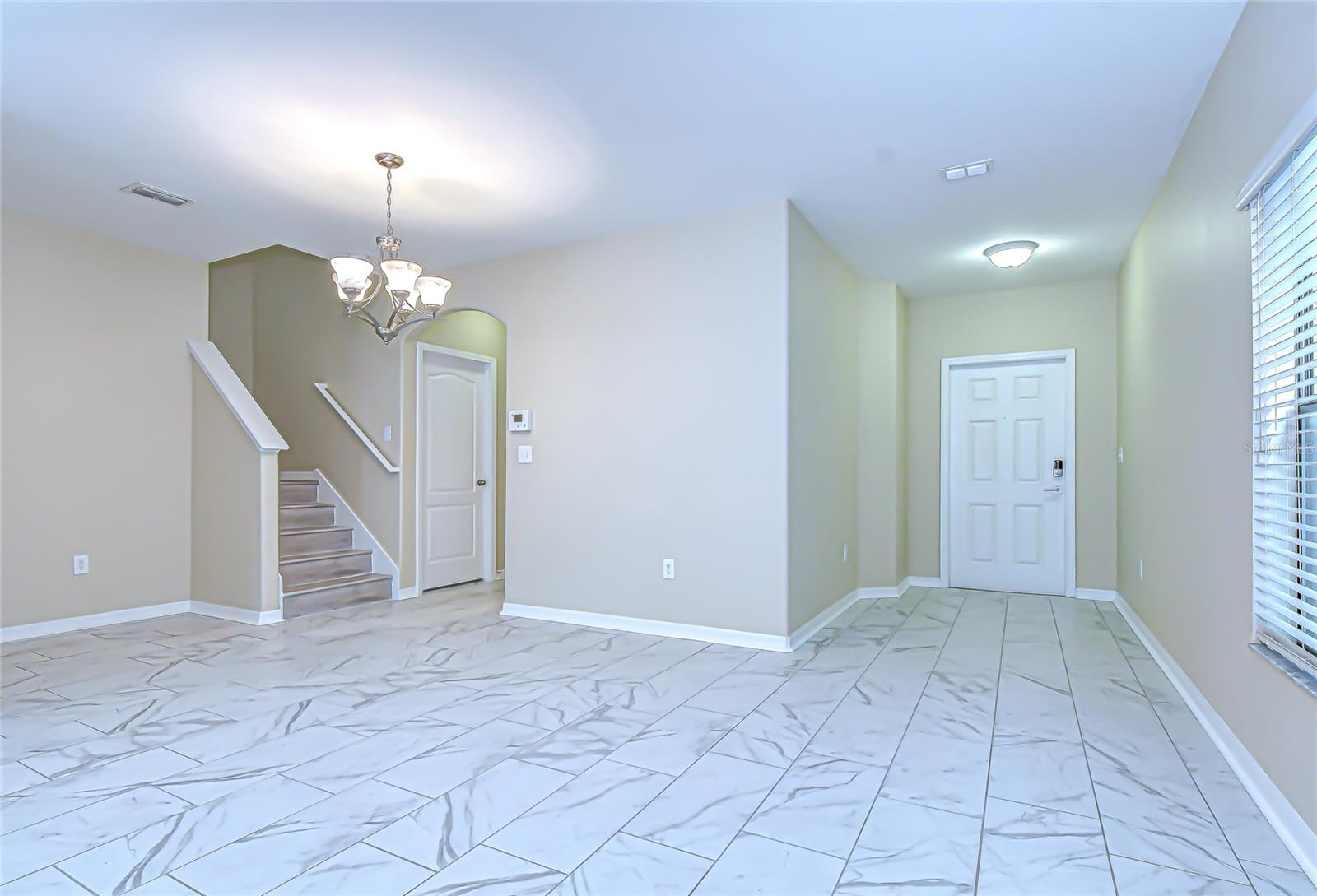 Welcoming entry way!