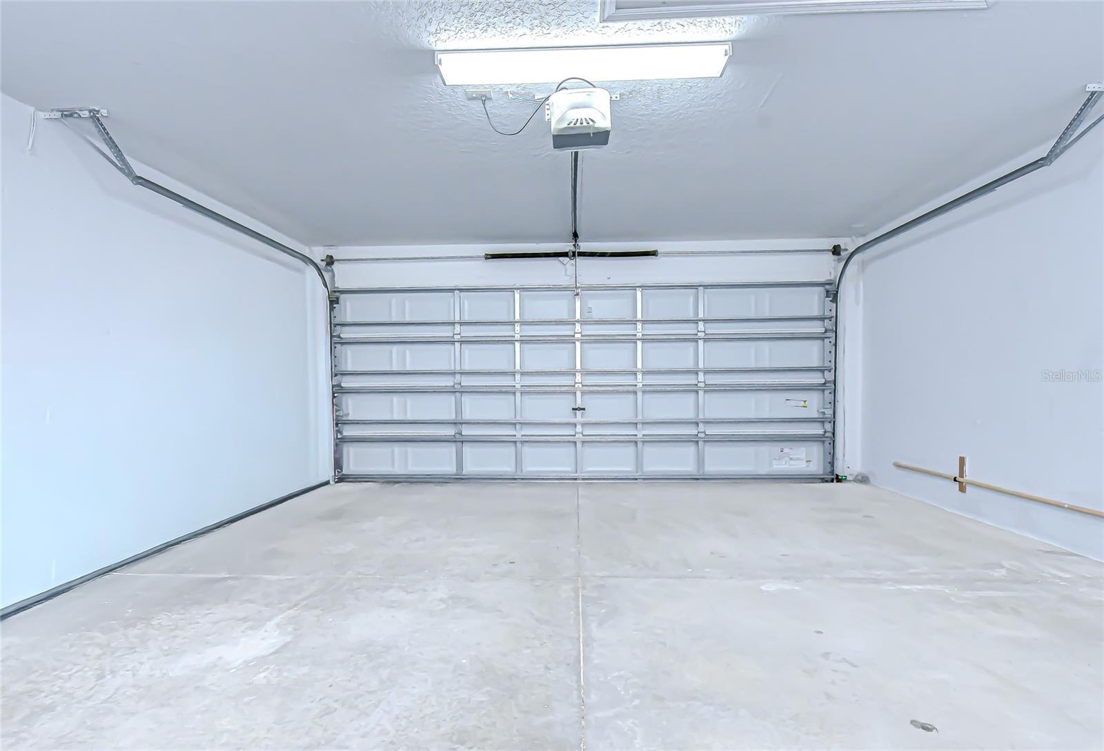 Spacious garage!