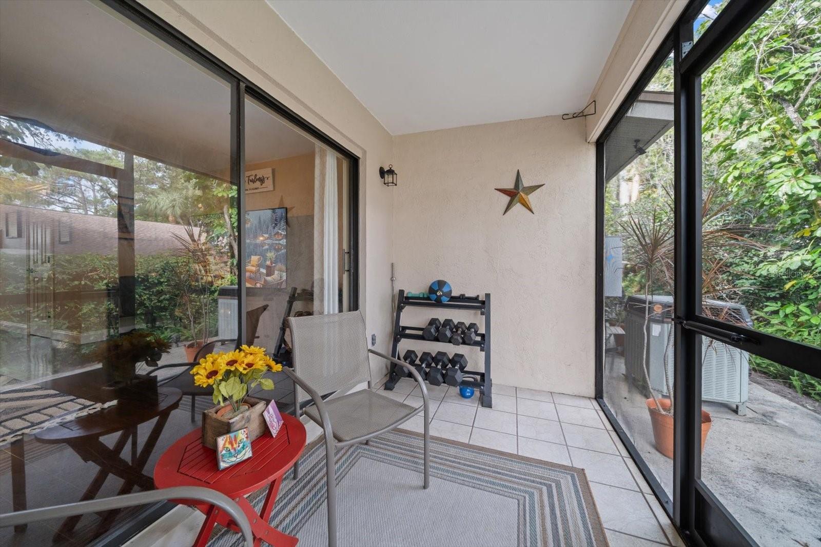 Private screened patio to enjoy outdoor living!