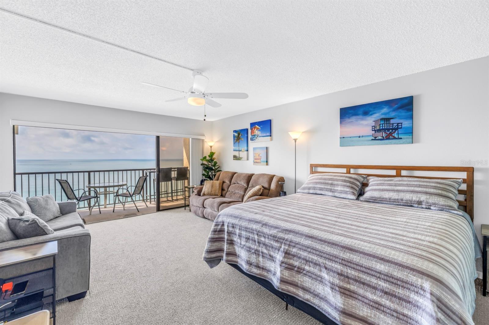 Comfortable Coastal Charm