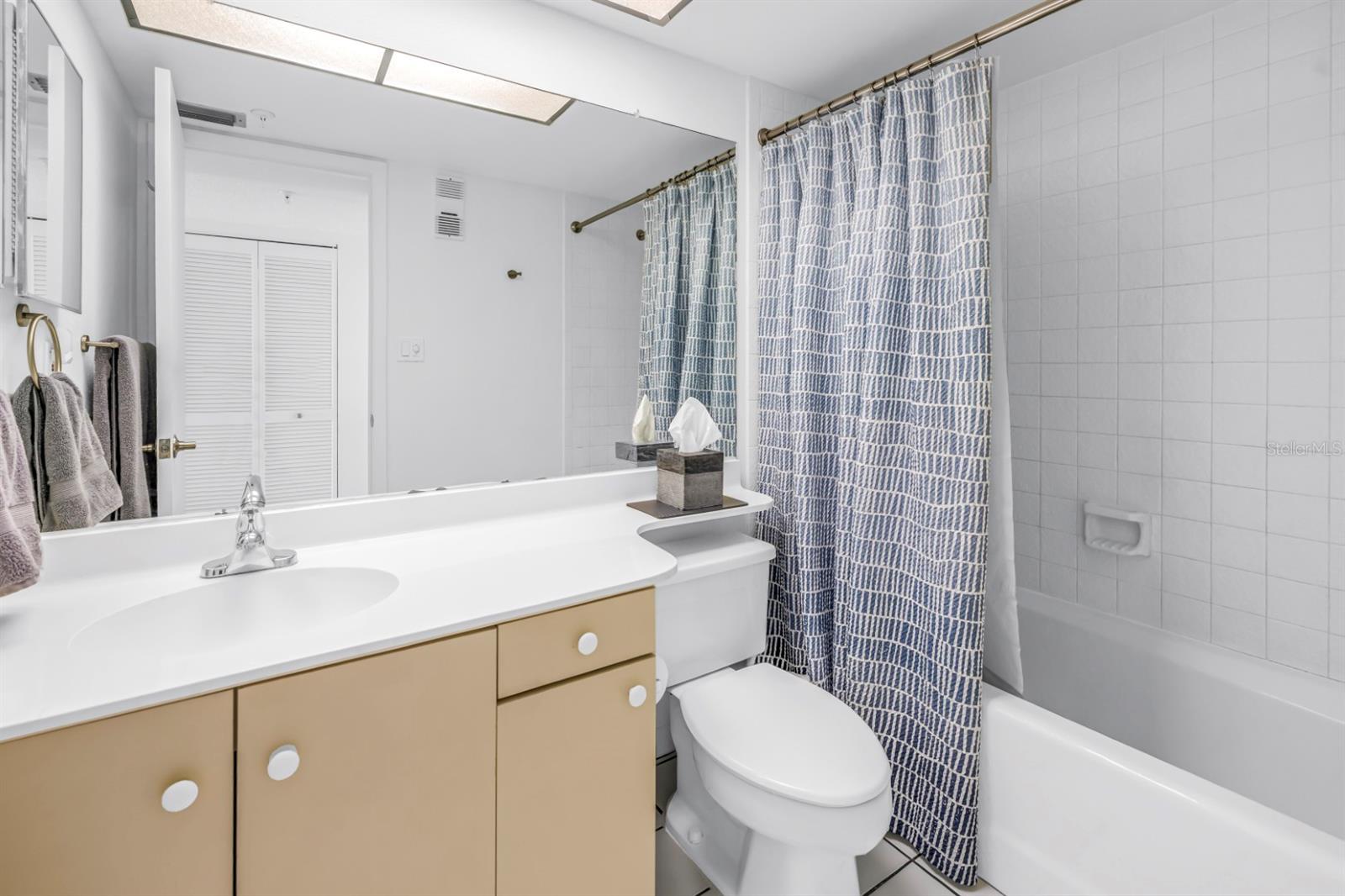 Bathroom with Tub Shower Combo