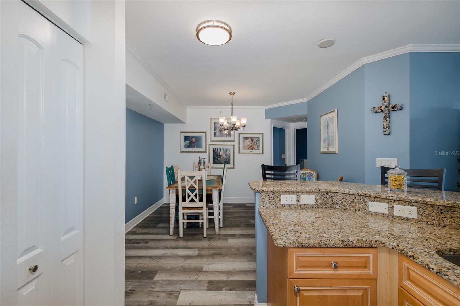 Convenient, Spacious dining area