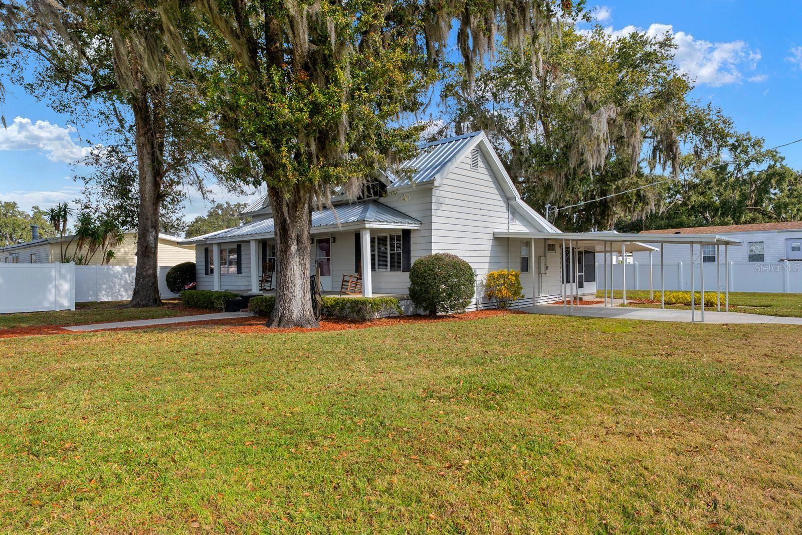 There's a gorgeous oak tree shading the SW corner of the home during the late afternoon sun in the West. Helps save on the electric bill.