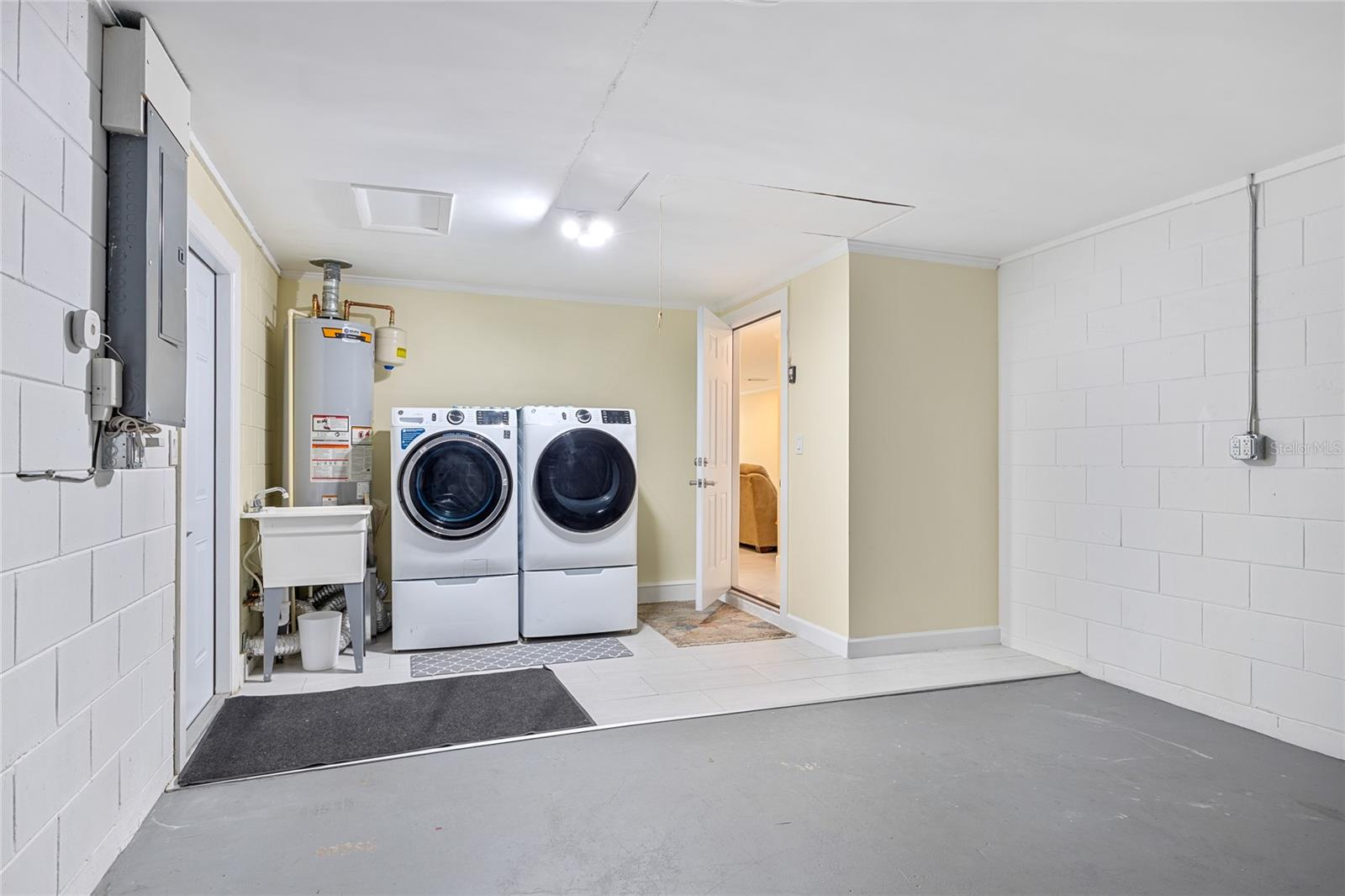 Washer & dryer hook-up in garage