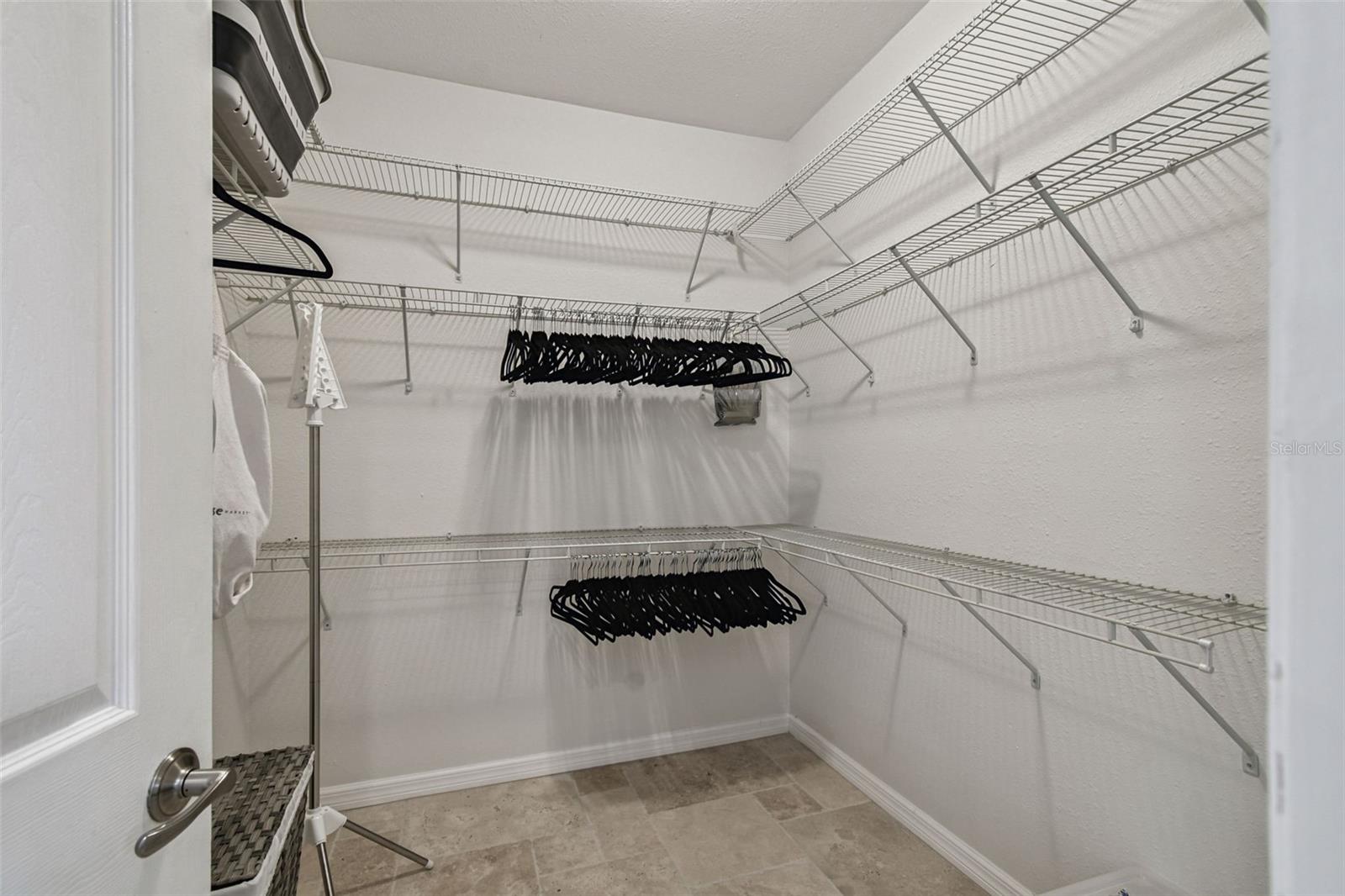 Walk-in Closet