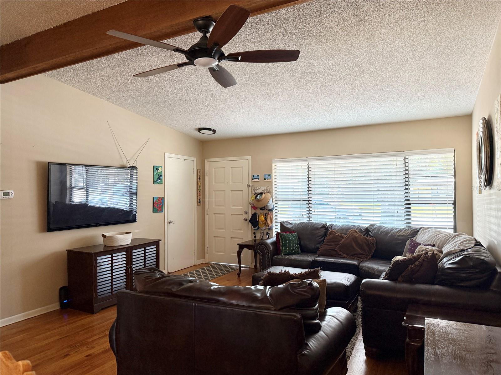 Living Area - Hardwood Floors