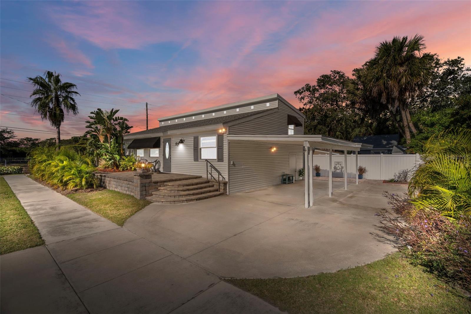 5731 28th Ave S, Gulfport.