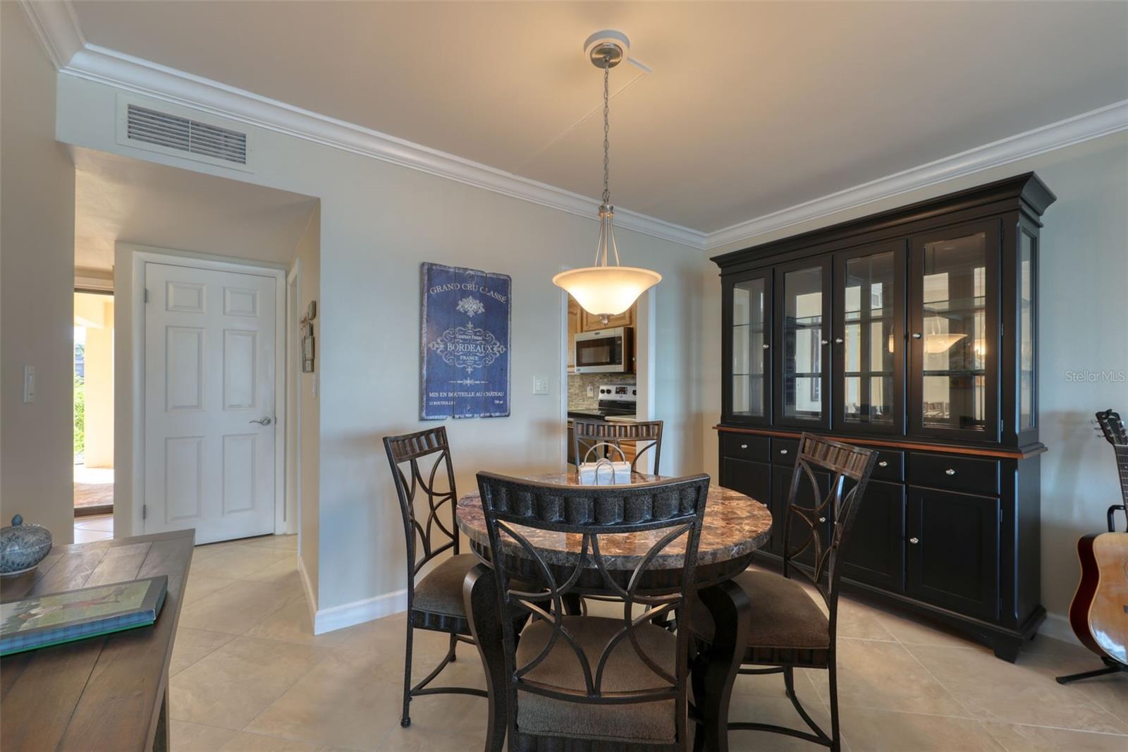 Picture from when owner lived in condo.