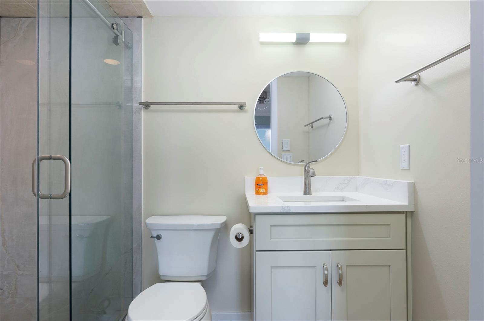 Master Ensuite Bathroom.