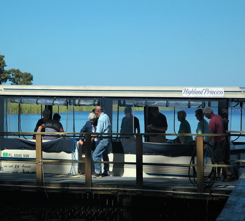 Boat rides on Lake Tarpon
