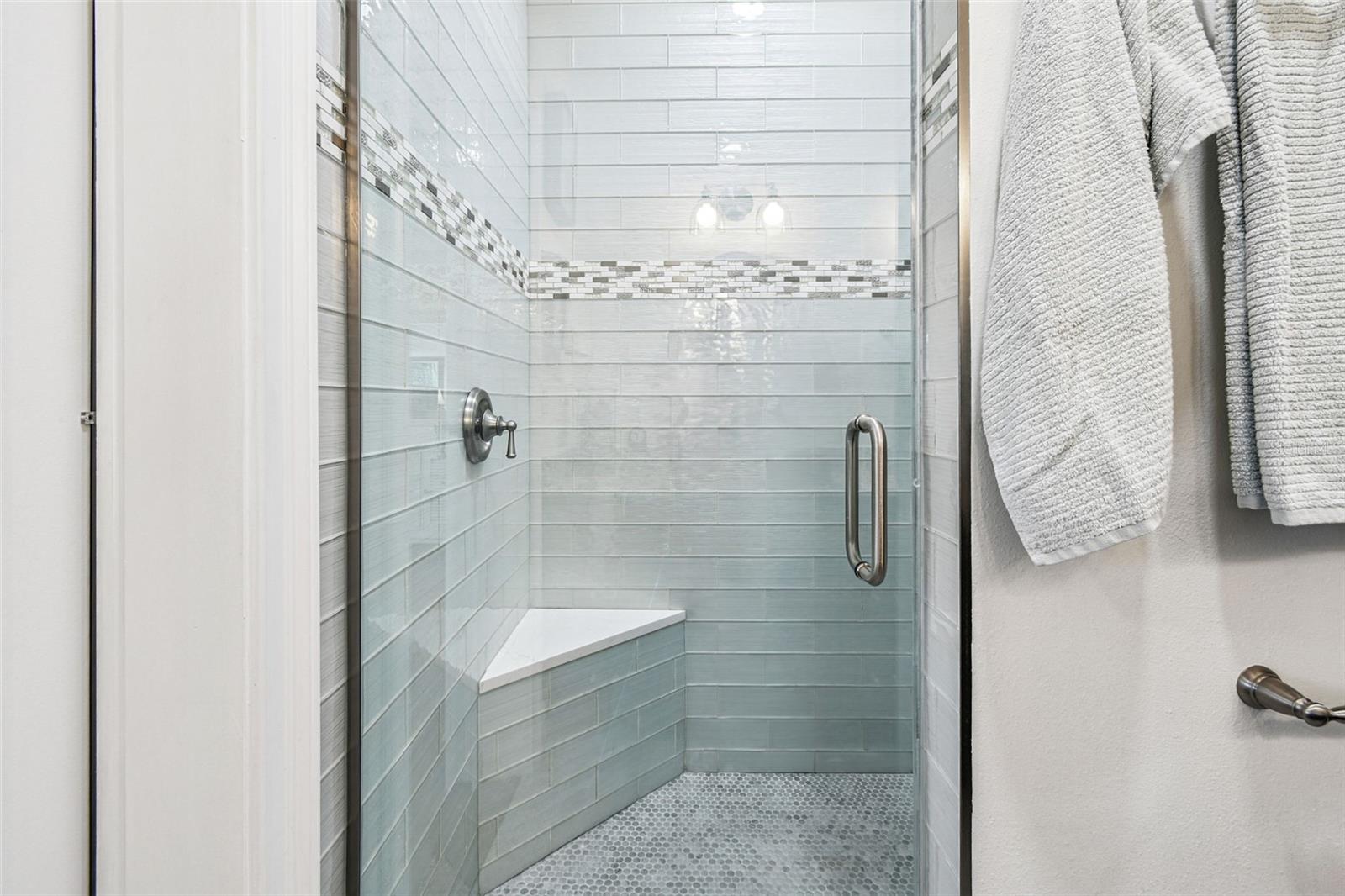 Primary En-Suite Bath