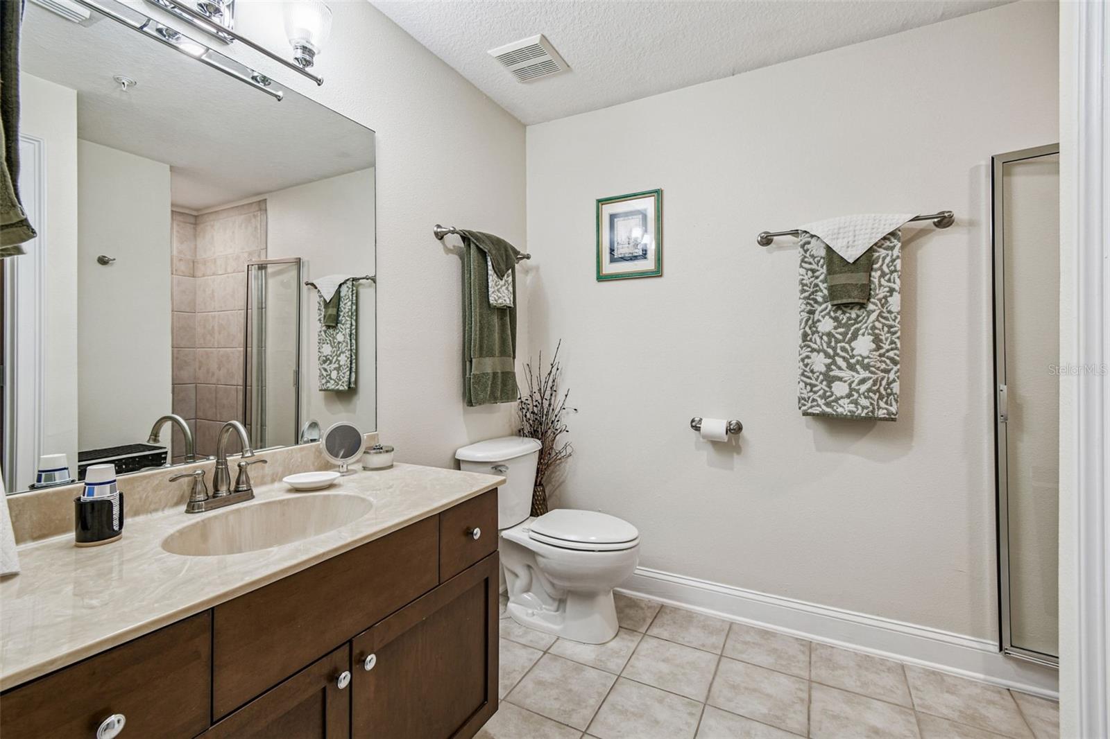 4th Bedroom En-Suite Bath