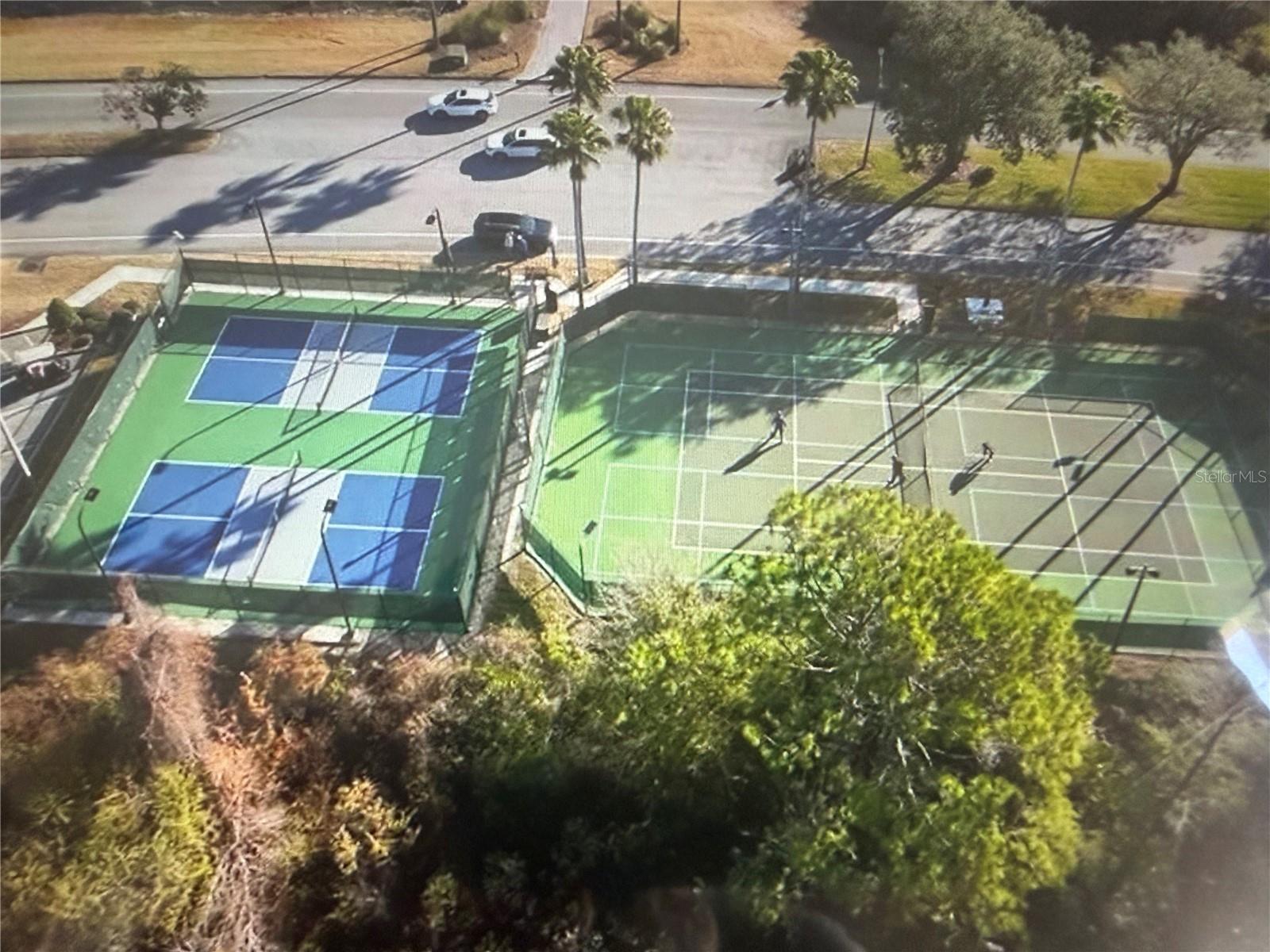 pickleball and tennis