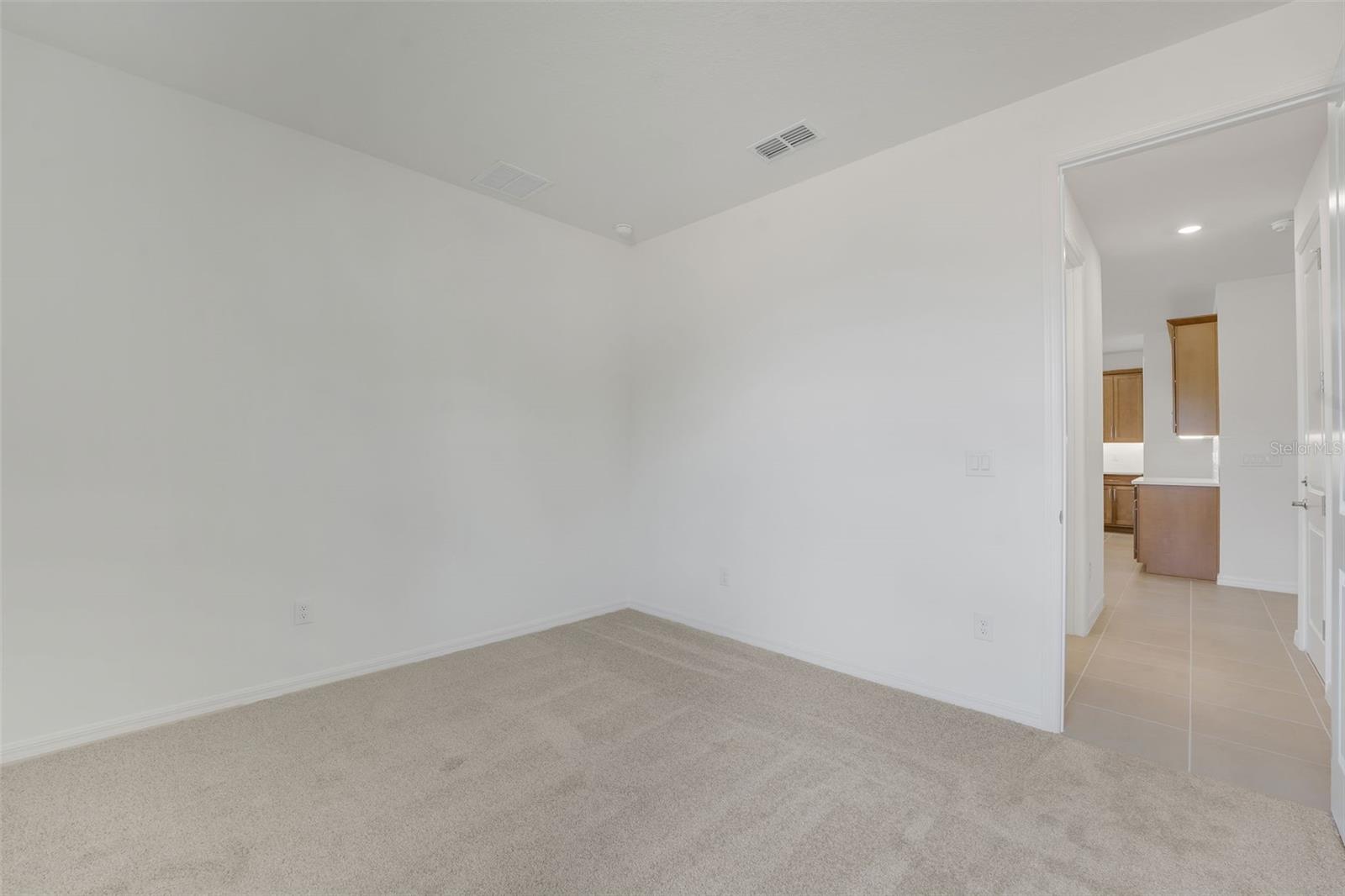G5105593