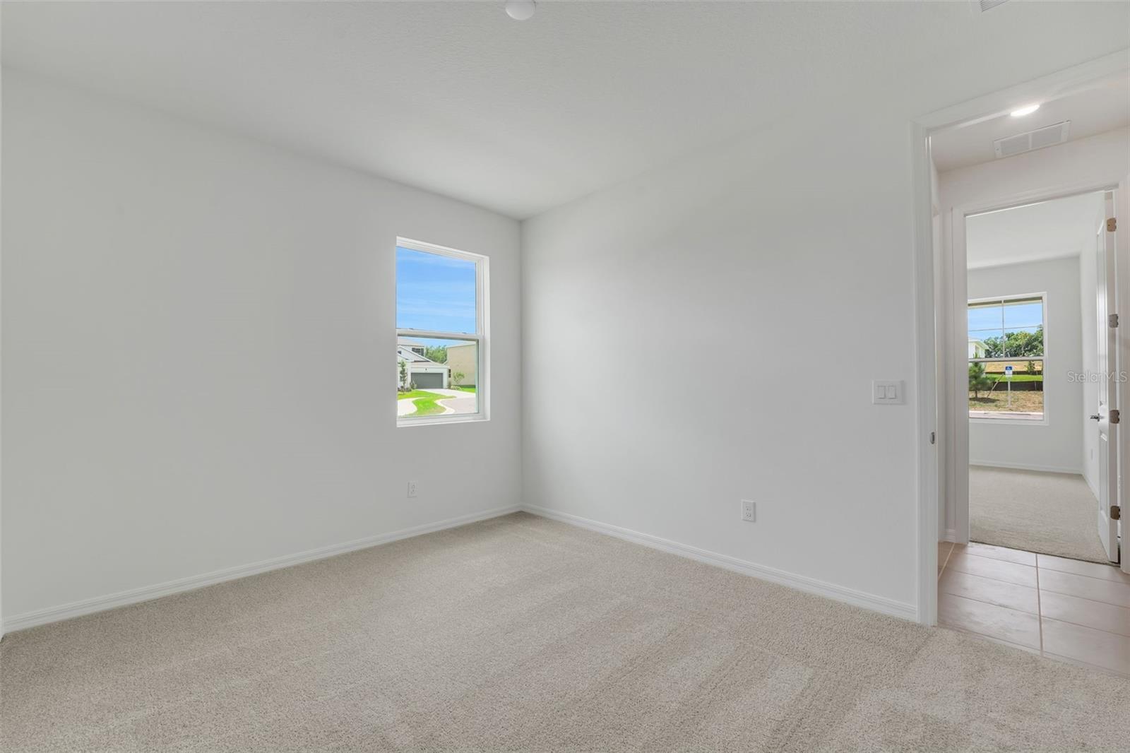 G5105593