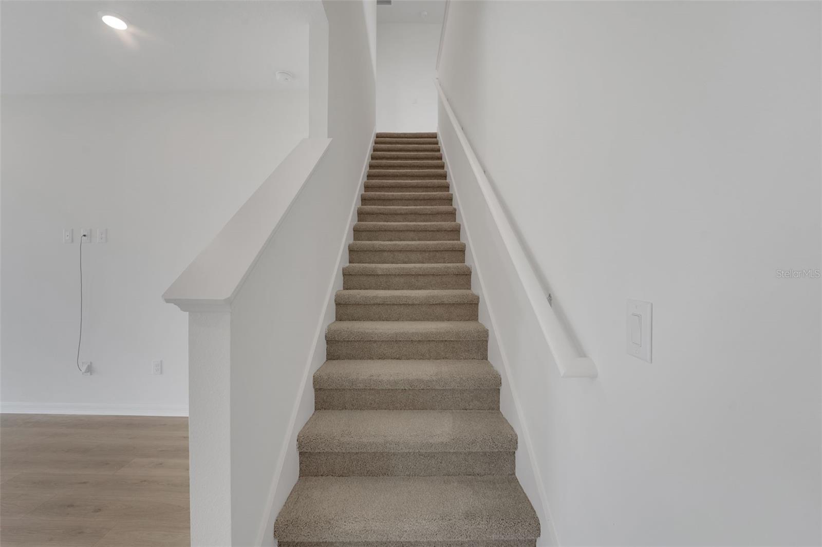 G5105594