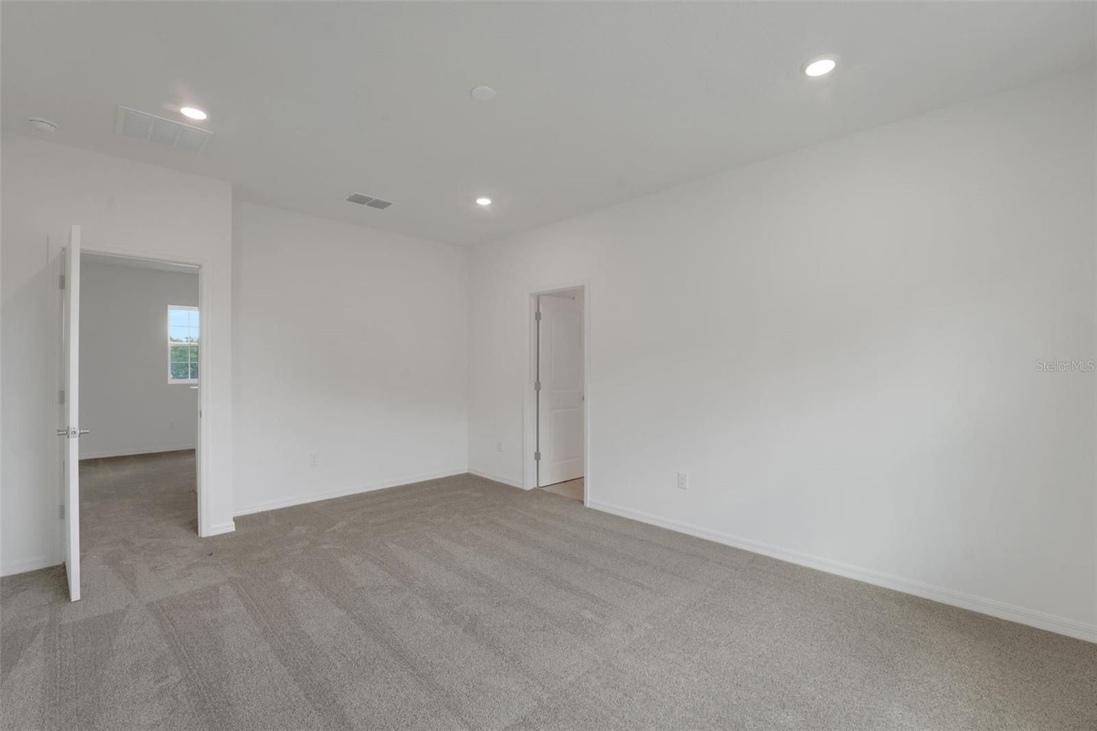G5105594