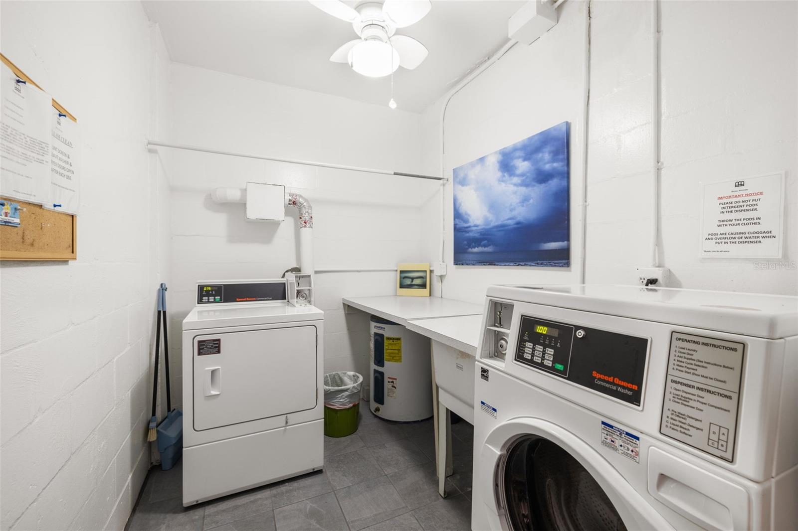 LAUNDRY ROOM