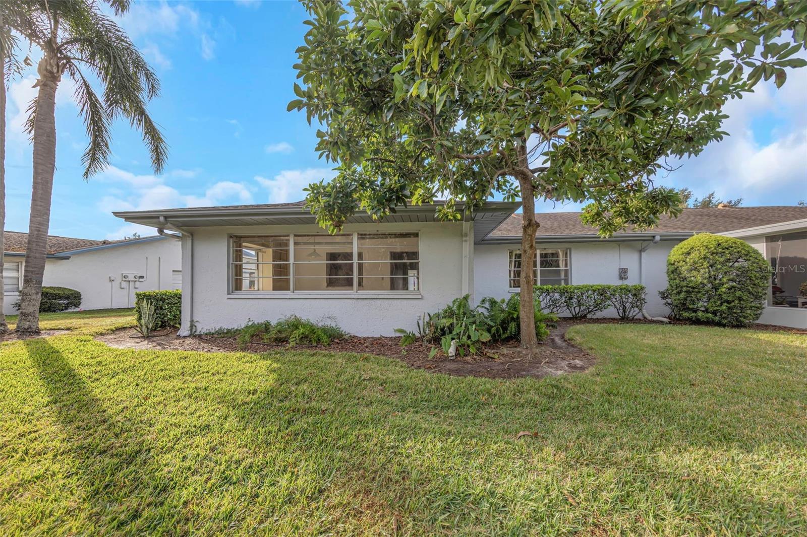 Master Bedroom - Closet