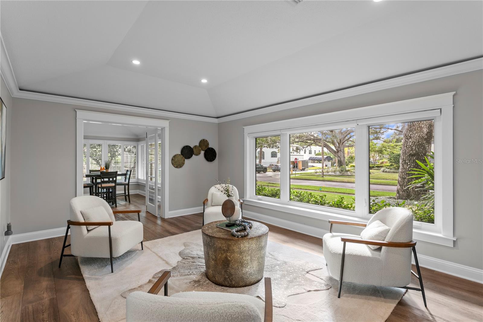 Private front family space, perfect for entertaining flexibility