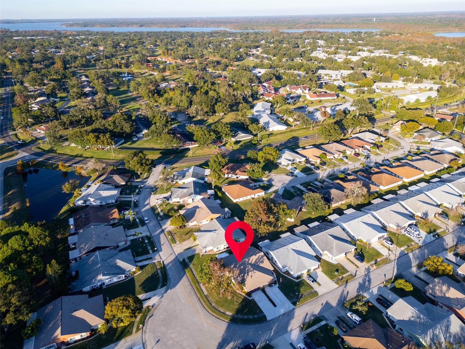 Close to Lake Tarpon access but high & dry in non-flood zone~