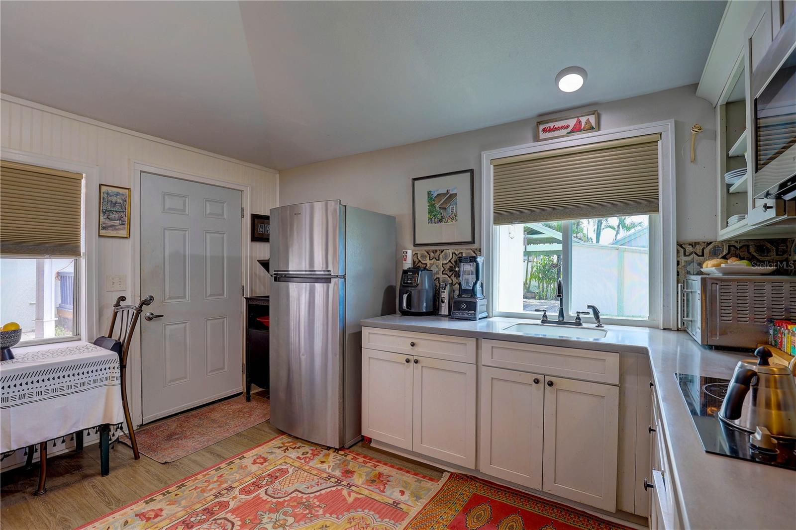 Guest quarters kitchen