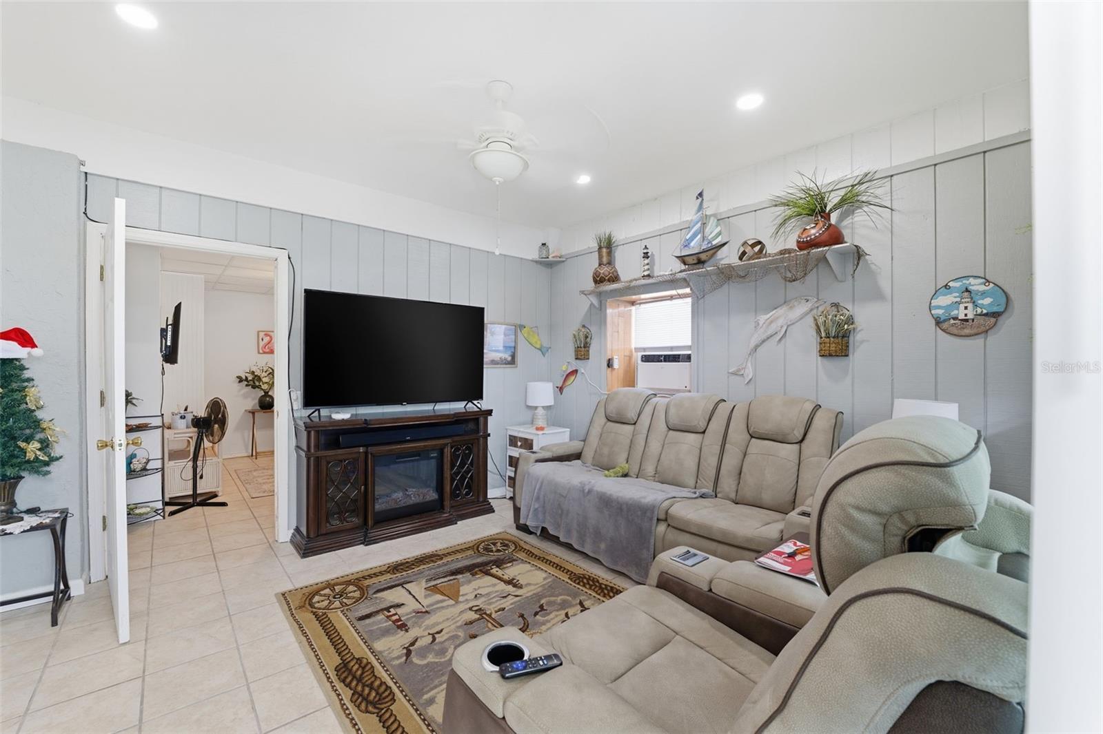Formal Living Room (2nd floor)