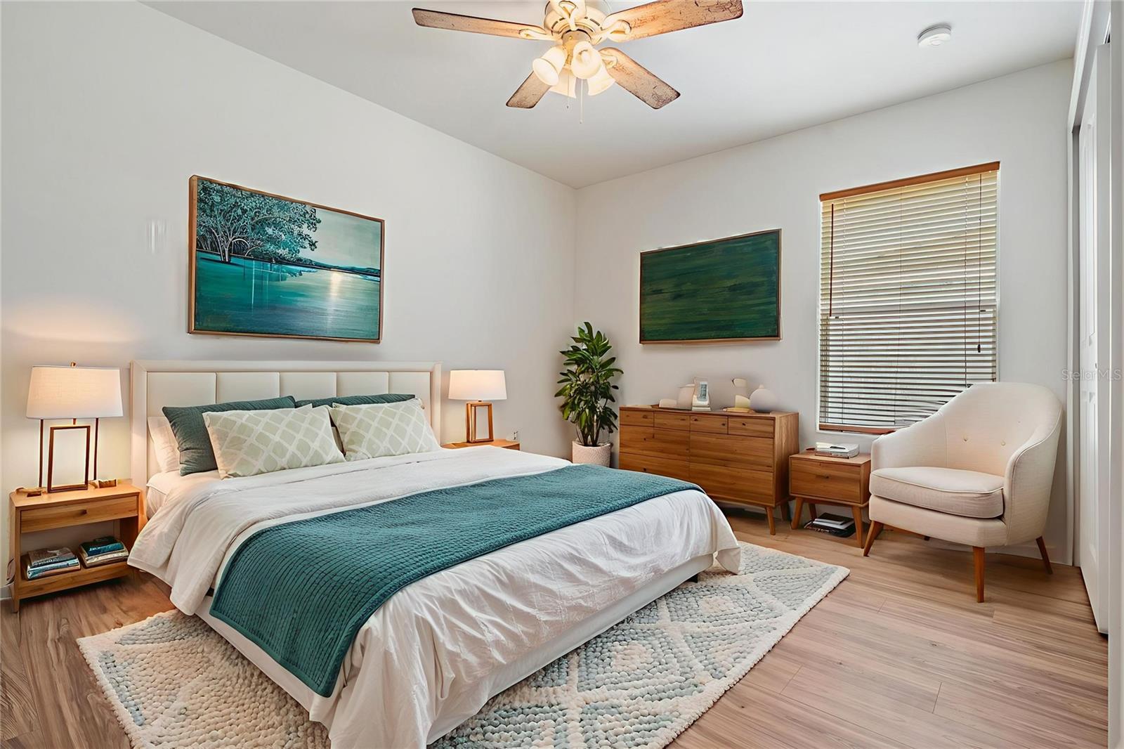 This photo has been Virtually Saved.