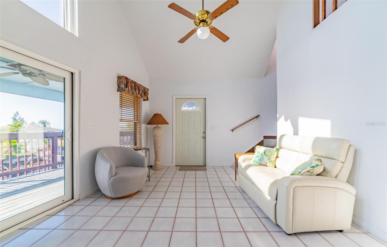 Living Room - Views to Deck