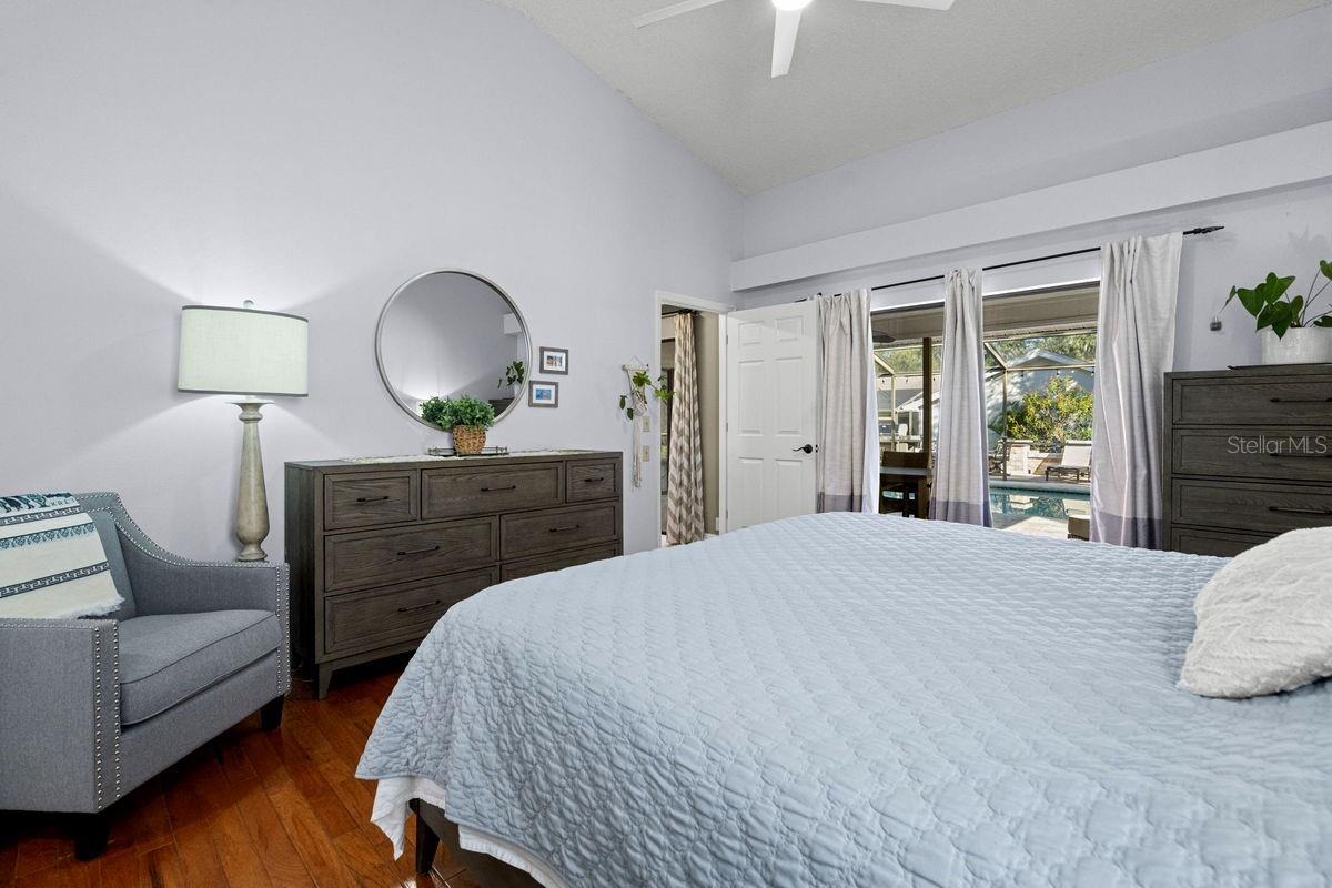 Master Entry / Sliders