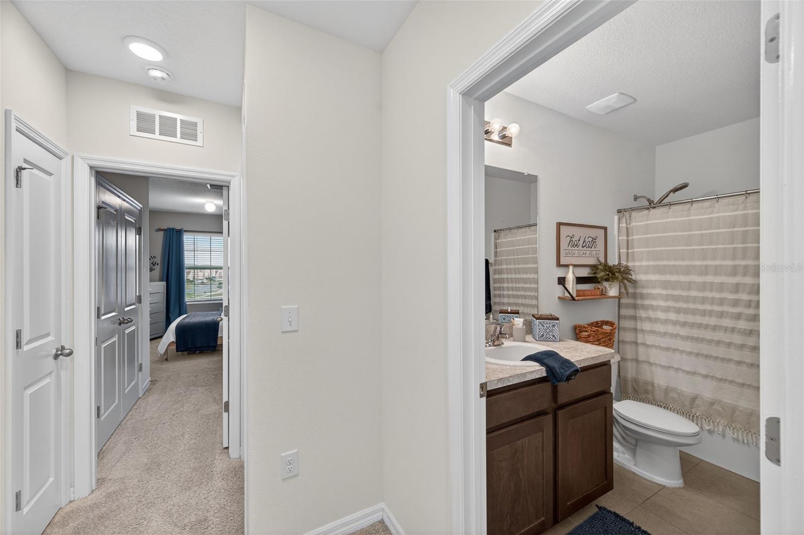 Second full bathroom, upstairs.