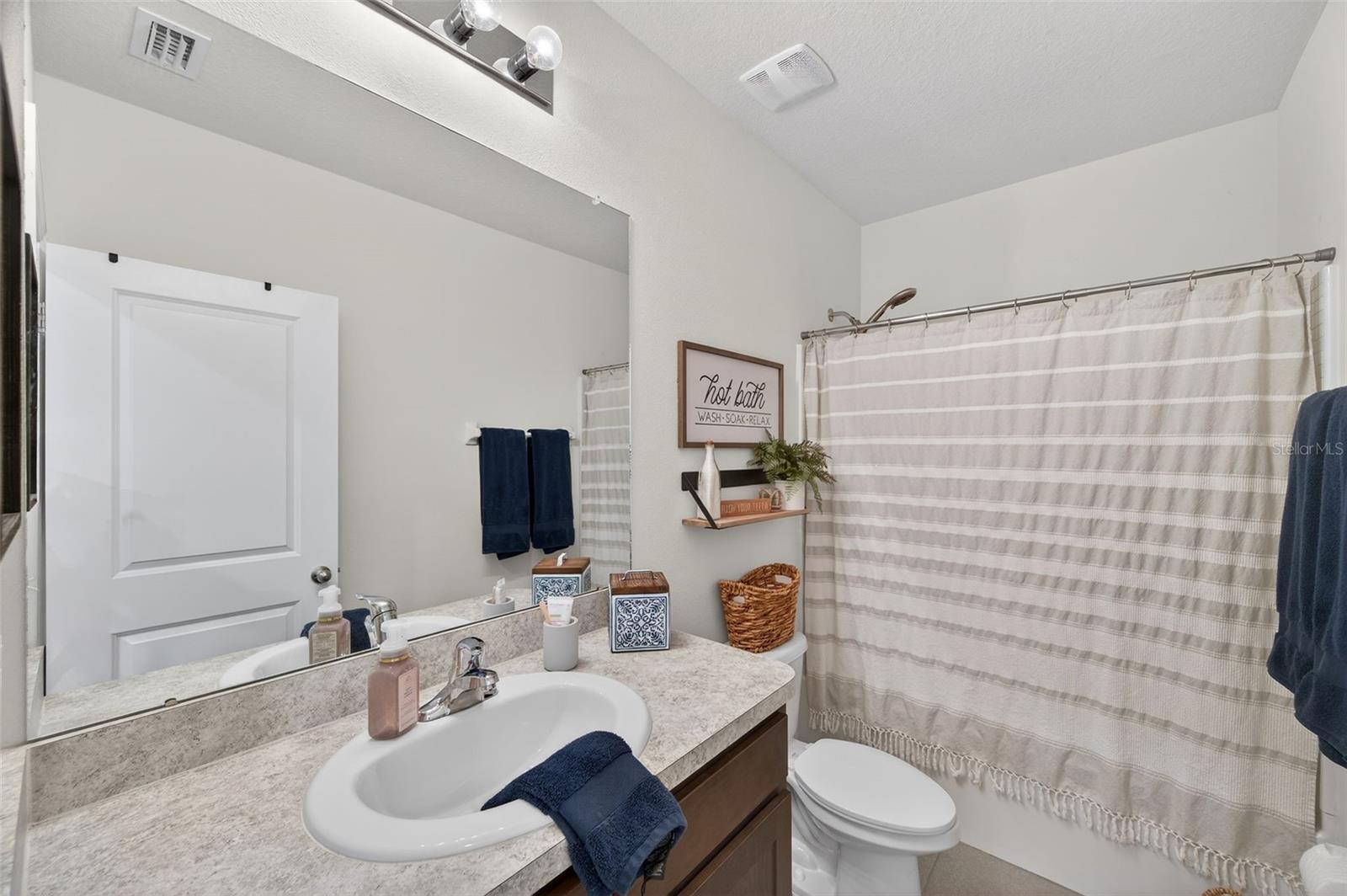 Second full bathroom, upstairs.