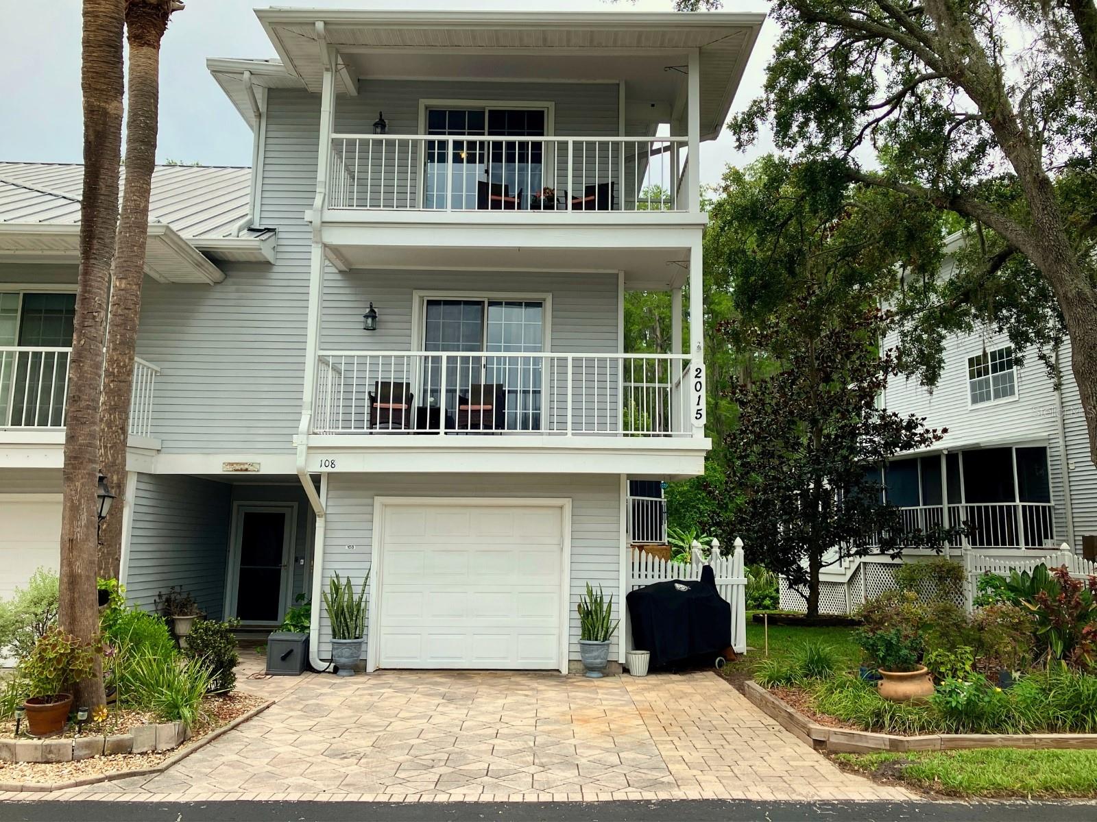 Plenty of parking space