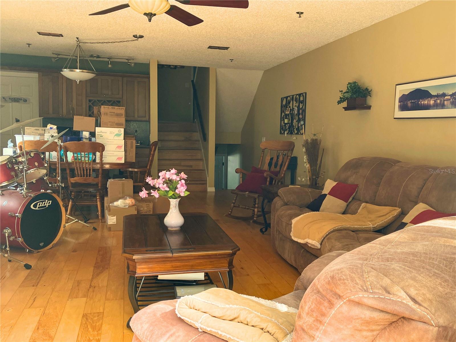 Spacious Great Room, perfect for entertaining