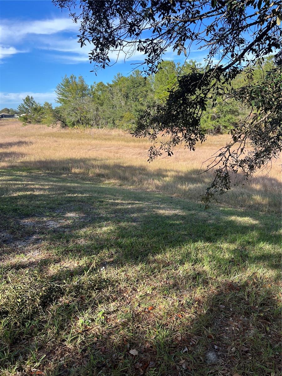 SEASONAL LAKE VIEWNO BUILD BEHIND